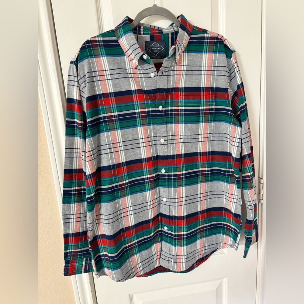 NWT St. John's Bay Large Green and Red Plaid Long Sleeve Button Shirt Cotton